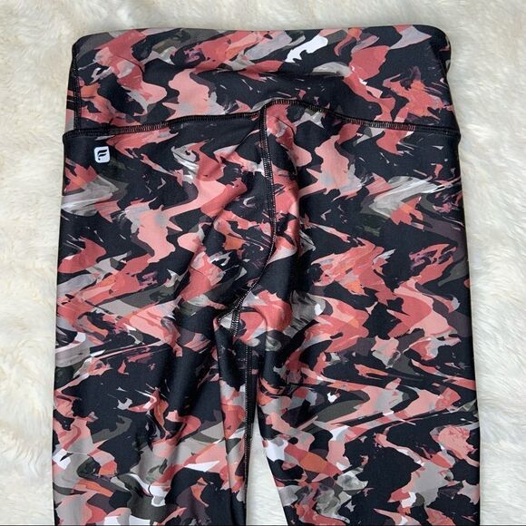 Sz Small Pink Black Fabletics Leggings - Picture 7 of 11
